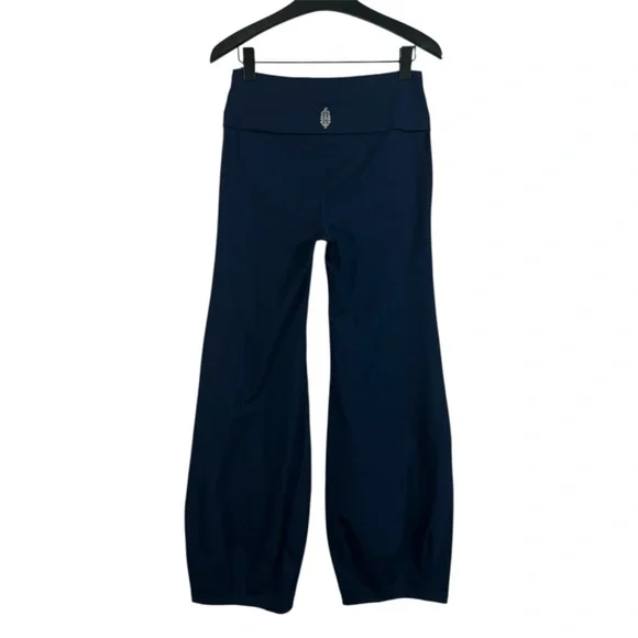 NWT Free People Quick Step Bubble Pants size Medium in Midnight Navy - Picture 6 of 8